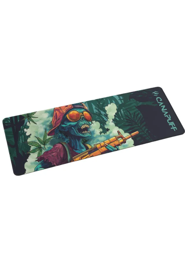 Canapuff AK47 musematte 88x25 cm sklisikker