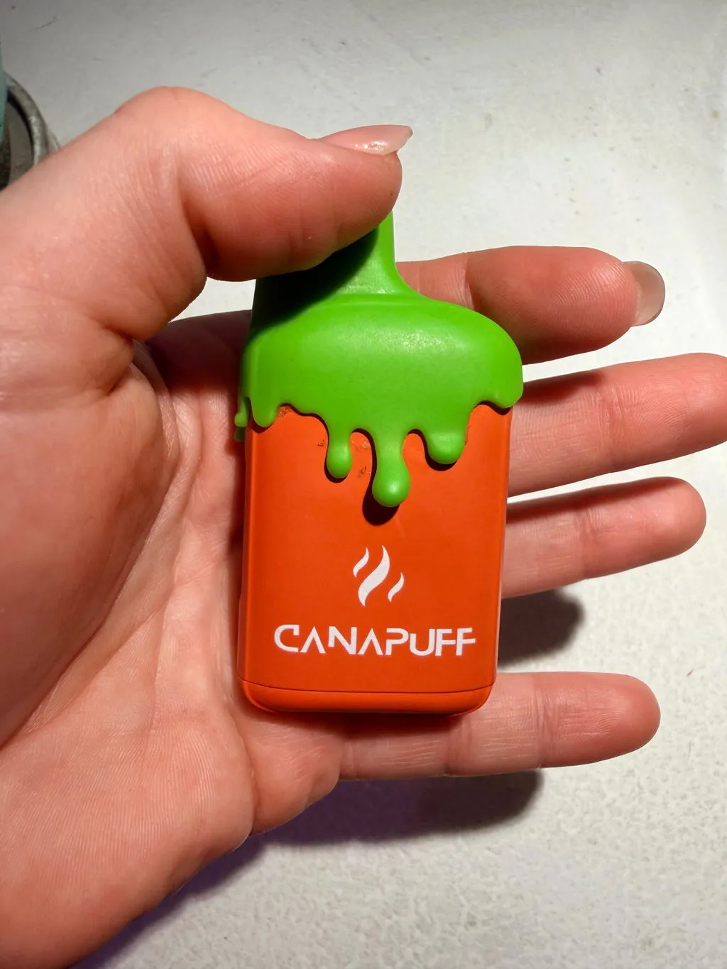 Canapuff Papaya Punch THCv vape 2 ml 99% papaya