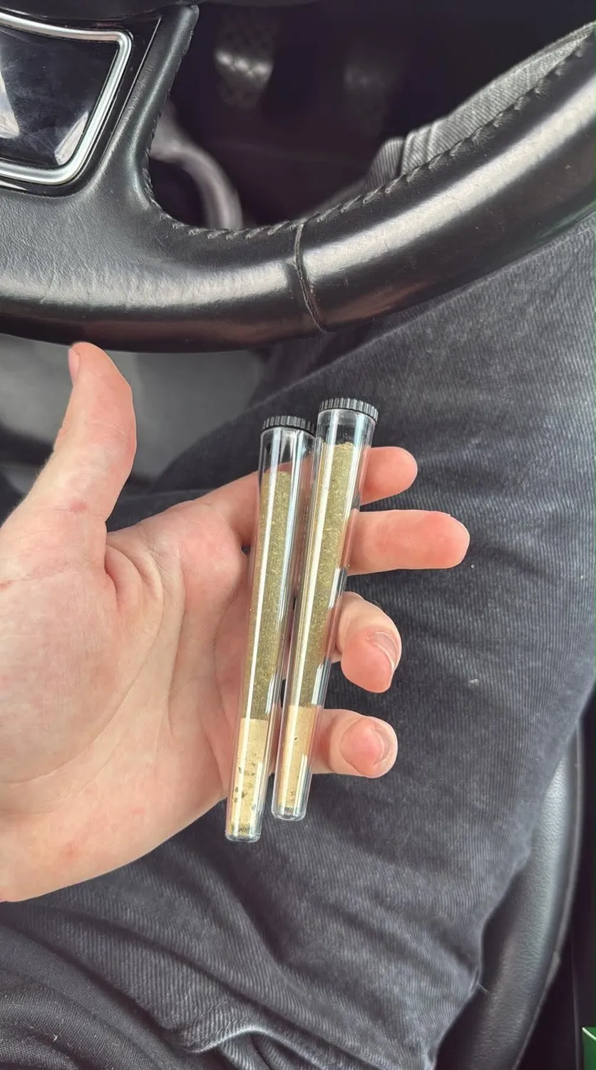Canapuff THCA Monkey Glue joint 2g harpiks