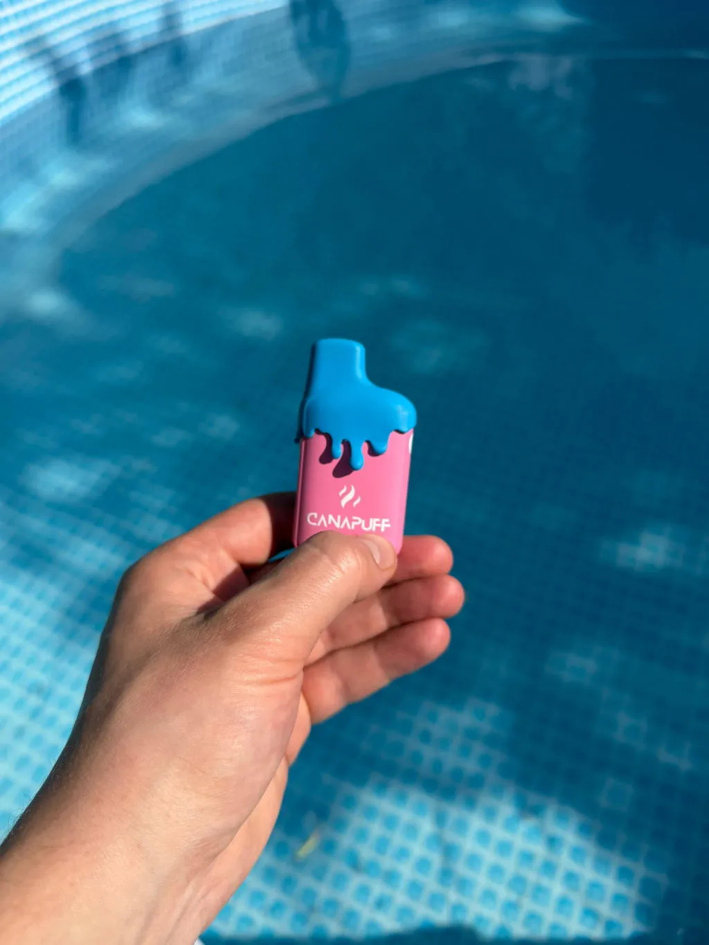 Canapuff Berry Gelato THCv vape 2 ml 99% bær