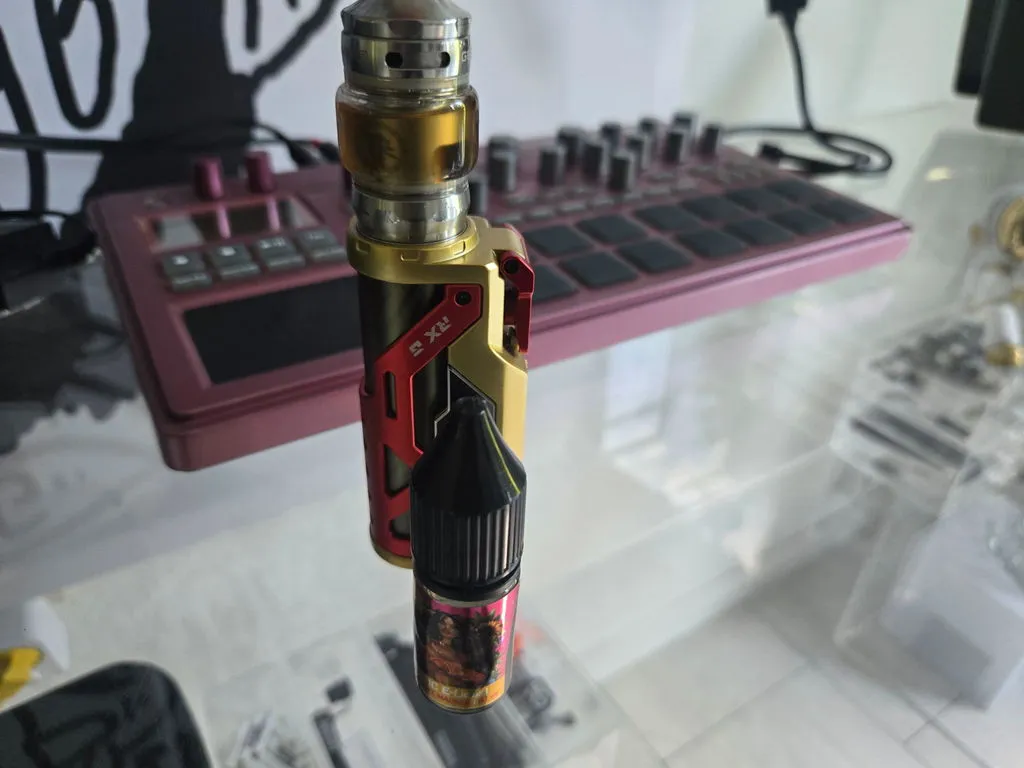 Canapuff 9H-THC Permanent Marker væske 1500mg drue