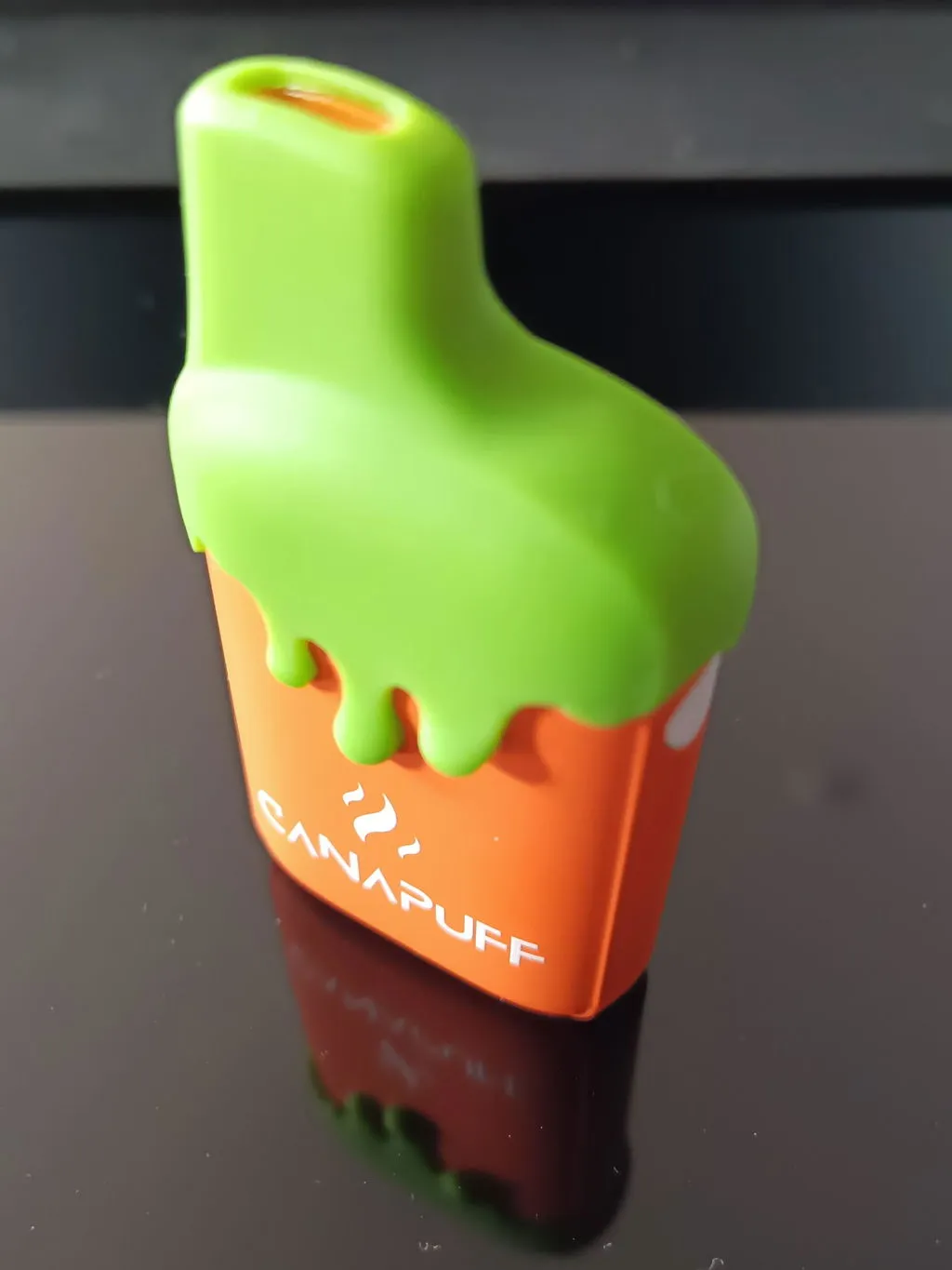 Canapuff Papaya Punch THCv vape 2 ml 99% papaya