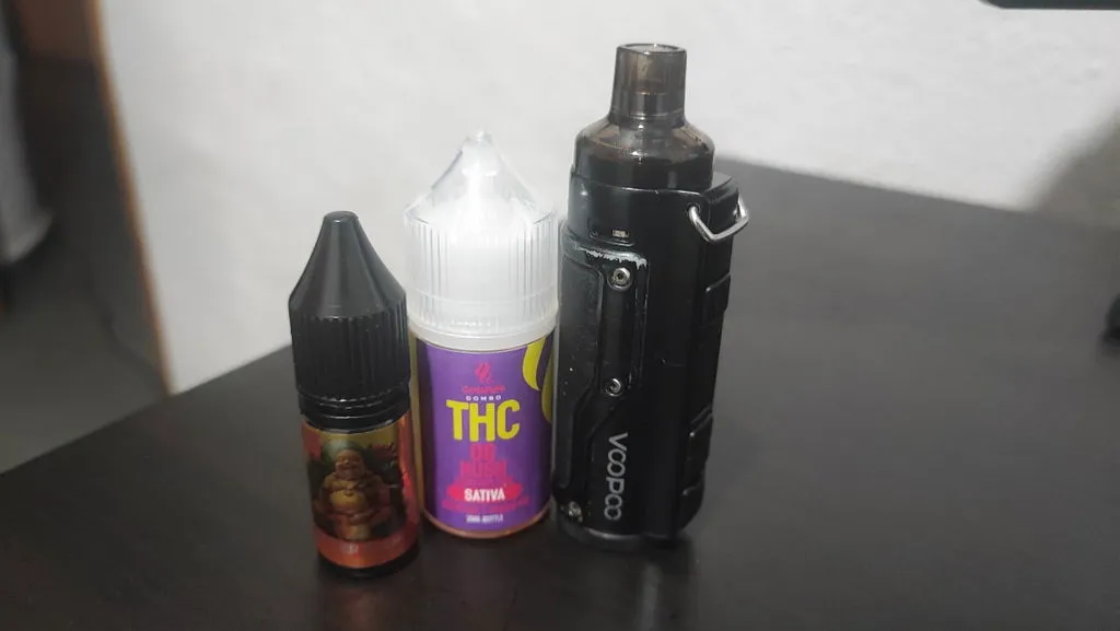 Canapuff 9H-HHCP Laughing Buddha væske 10 ml 1500 mg krydret