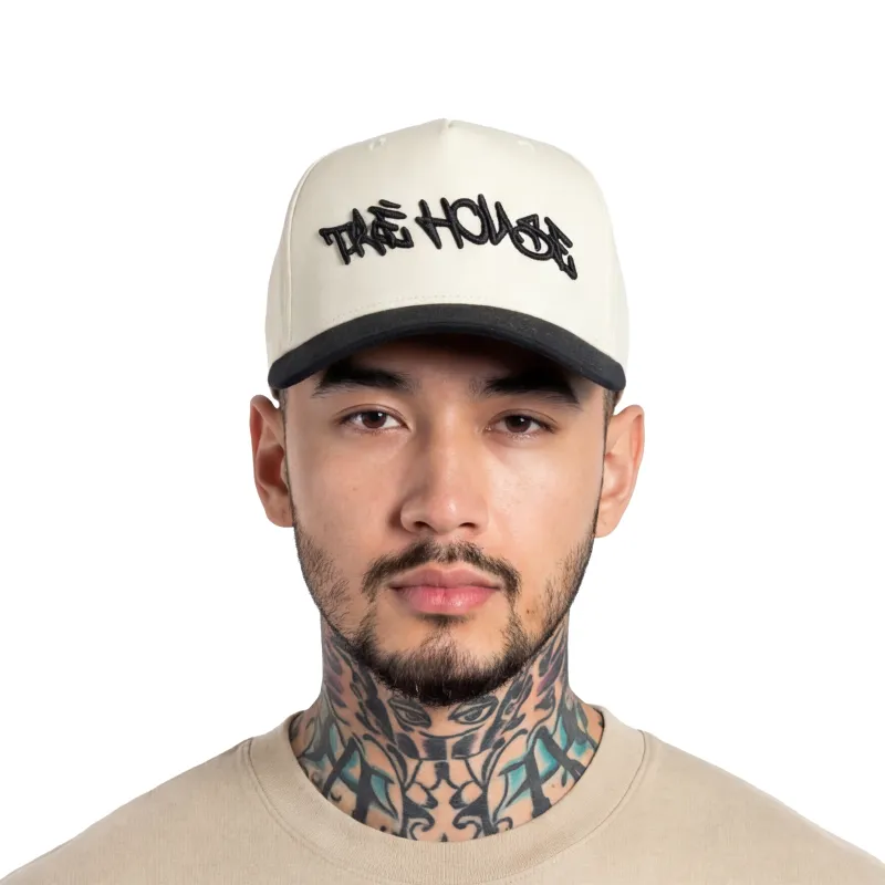 TRE HOUSE Graffiti Logo caps cream justerbar