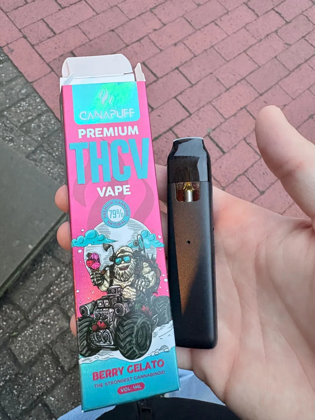 Canapuff THCv Berry Gelato 79% vape 1 ml bær