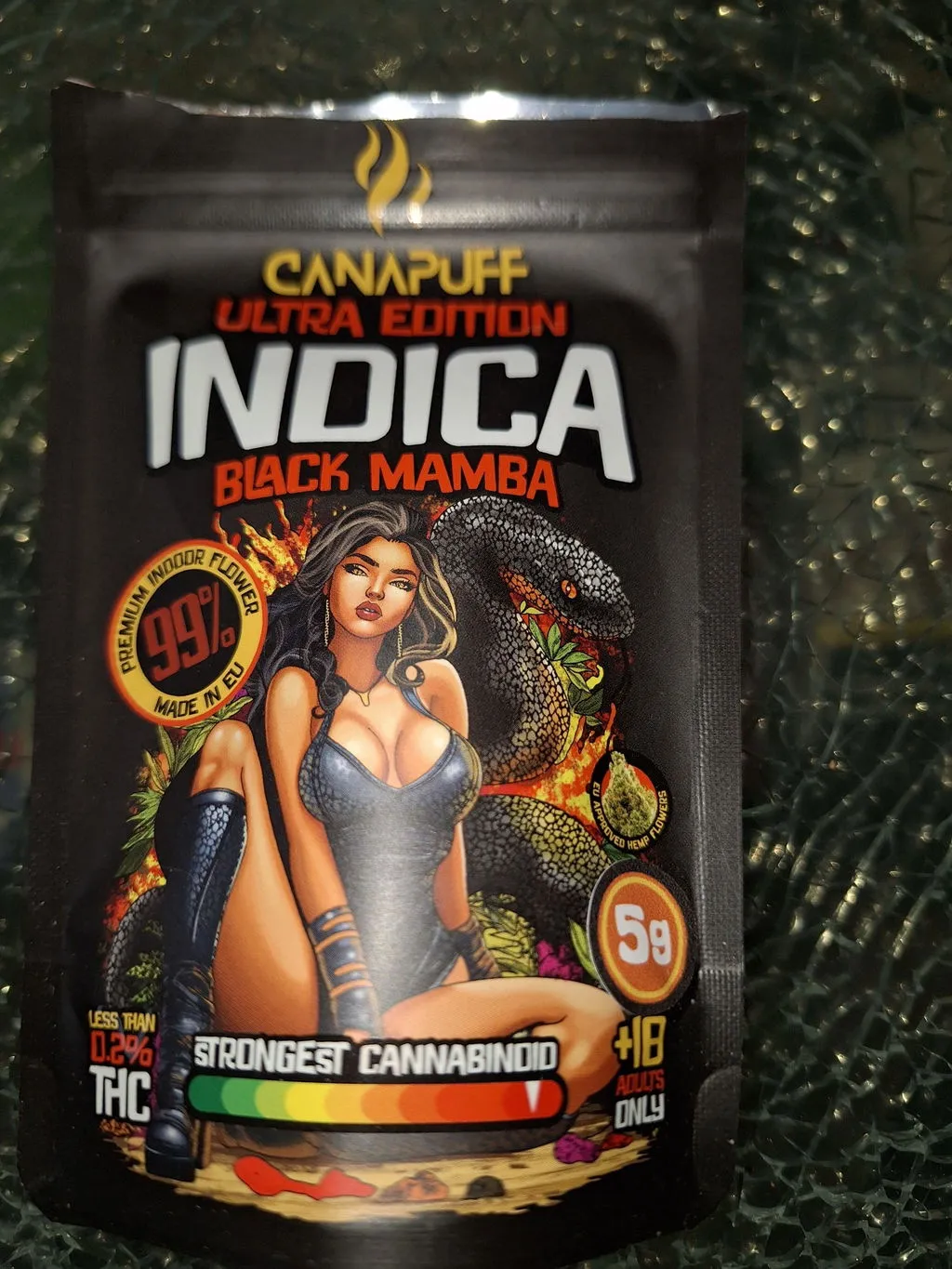 CANAPUFF Black Mamba Ultra blomst 1g jordaktig