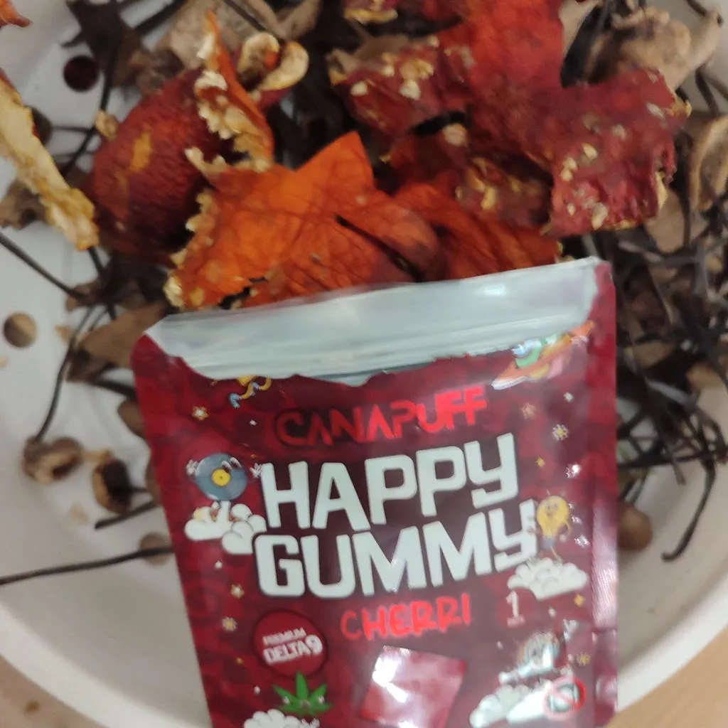 Canapuff Happy Gummy Cherri vingummi 1 stk kirsebær