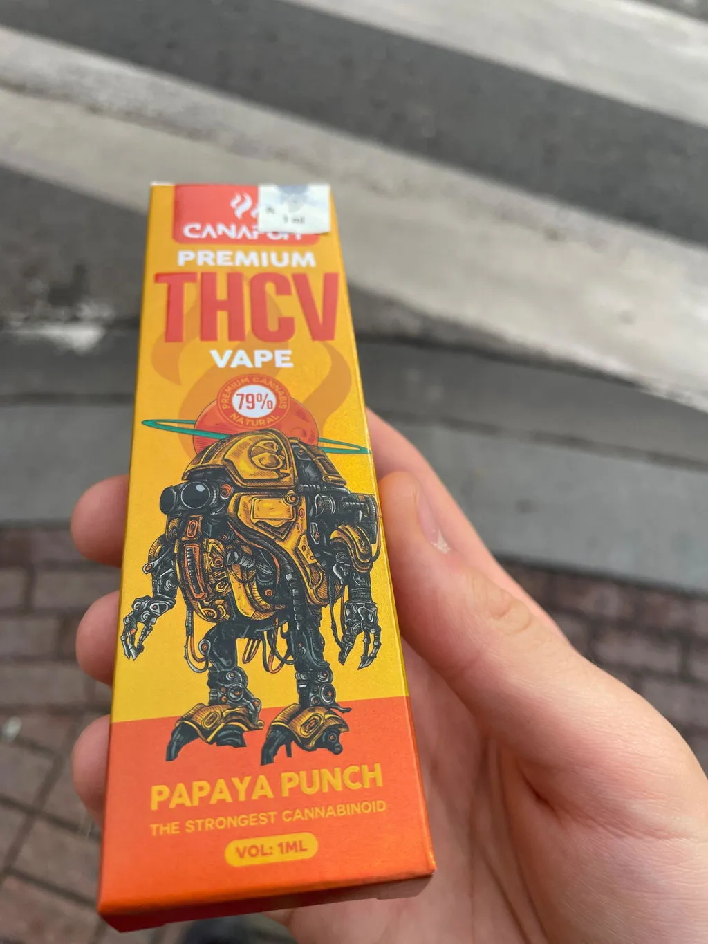 Canapuff THCv Papaya Punch vape 1 ml 79 % fruktig