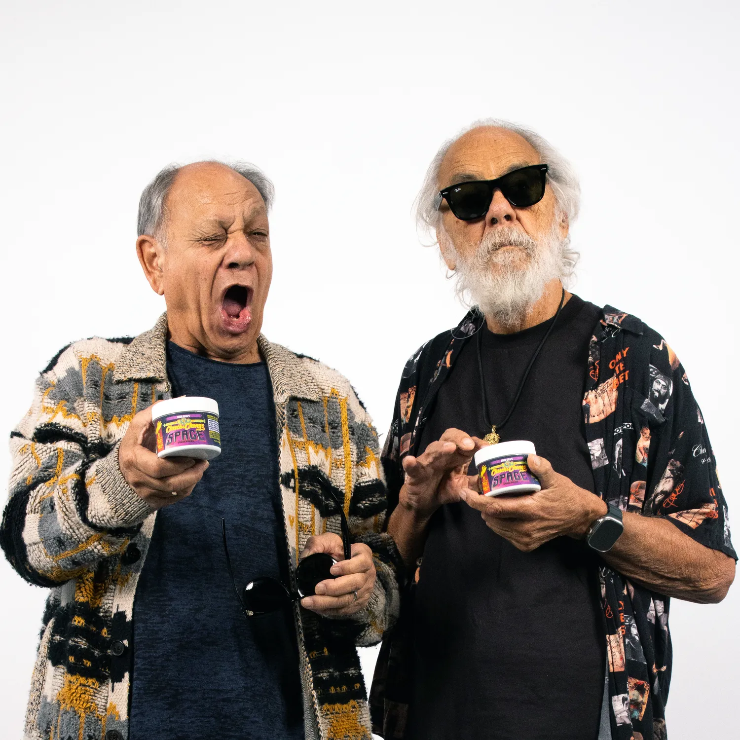 Cheech & Chong Space Chews Sour Grape gummies 300mg sur