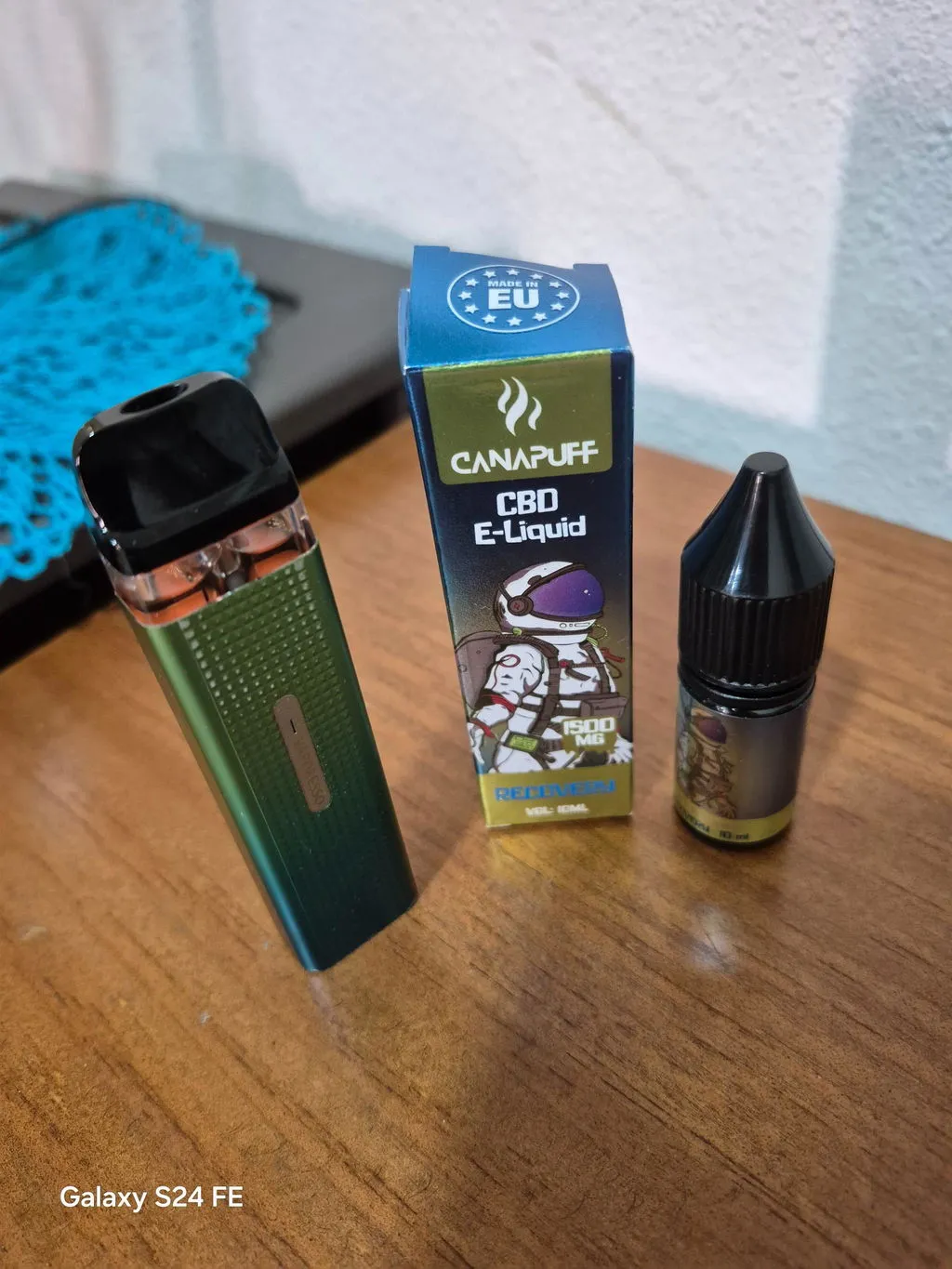 CanaPuff CBN Liquid Papaya Punch e-væske 1500 mg tropisk